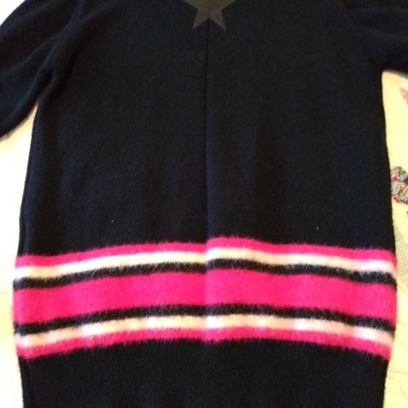 Givenchy Paris Red White Blue Sweater Stars Men's Medium - Picture 11 of 11